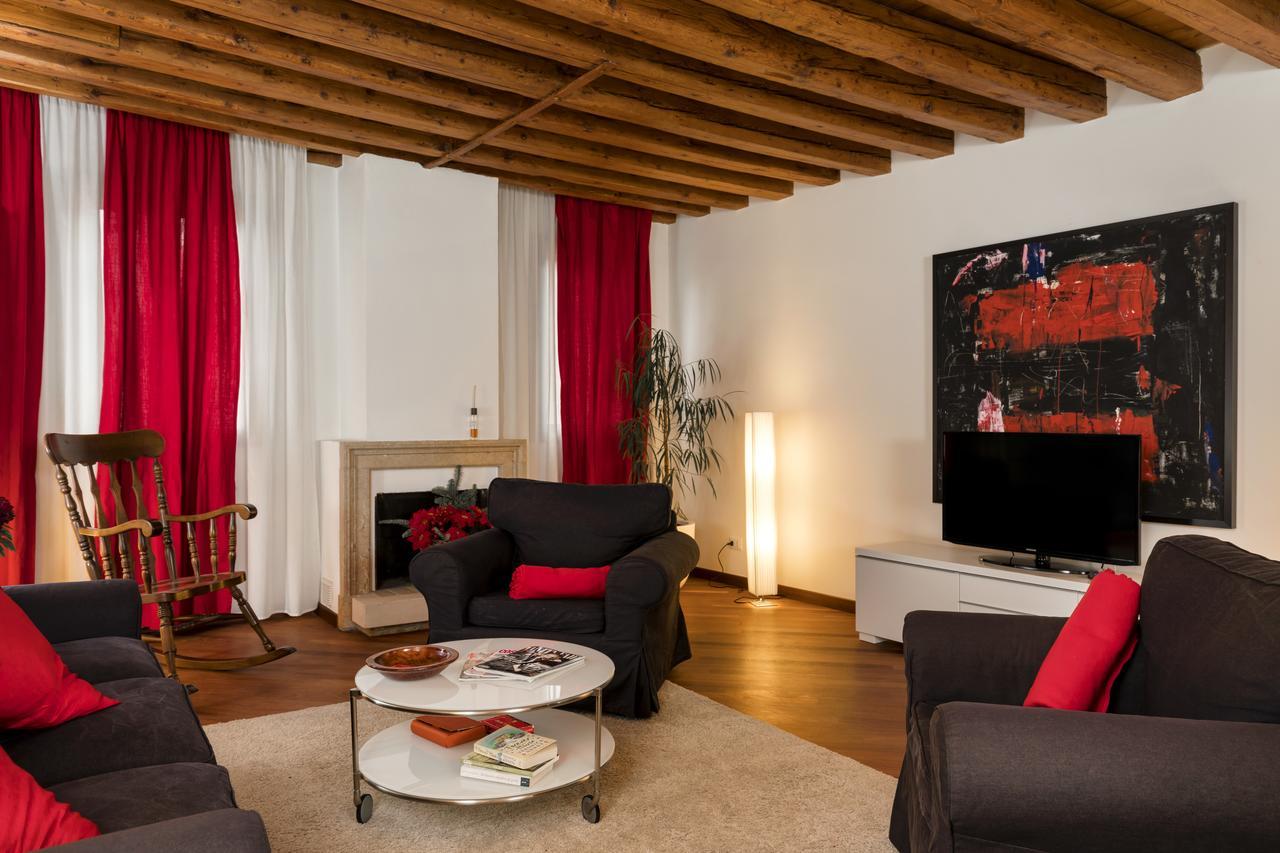 Elegant Terrace Apartment Near Piazza San Marco Last Floor No Lift 威尼斯 外观 照片
